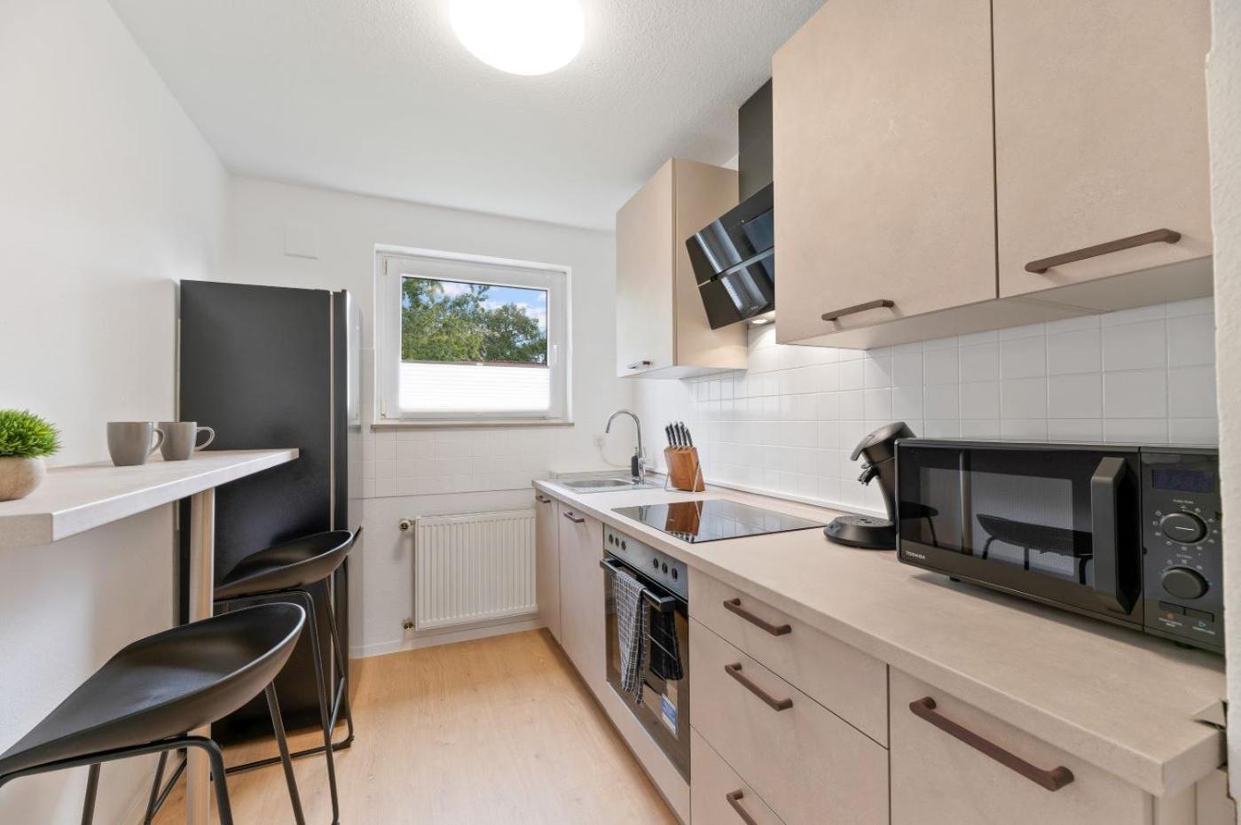 Westside Flat - 5Min To Downtown Appartement Ludwigsburg Buitenkant foto